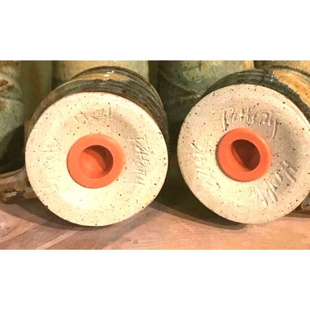 Replacement salt and pepper shaker plug replacements